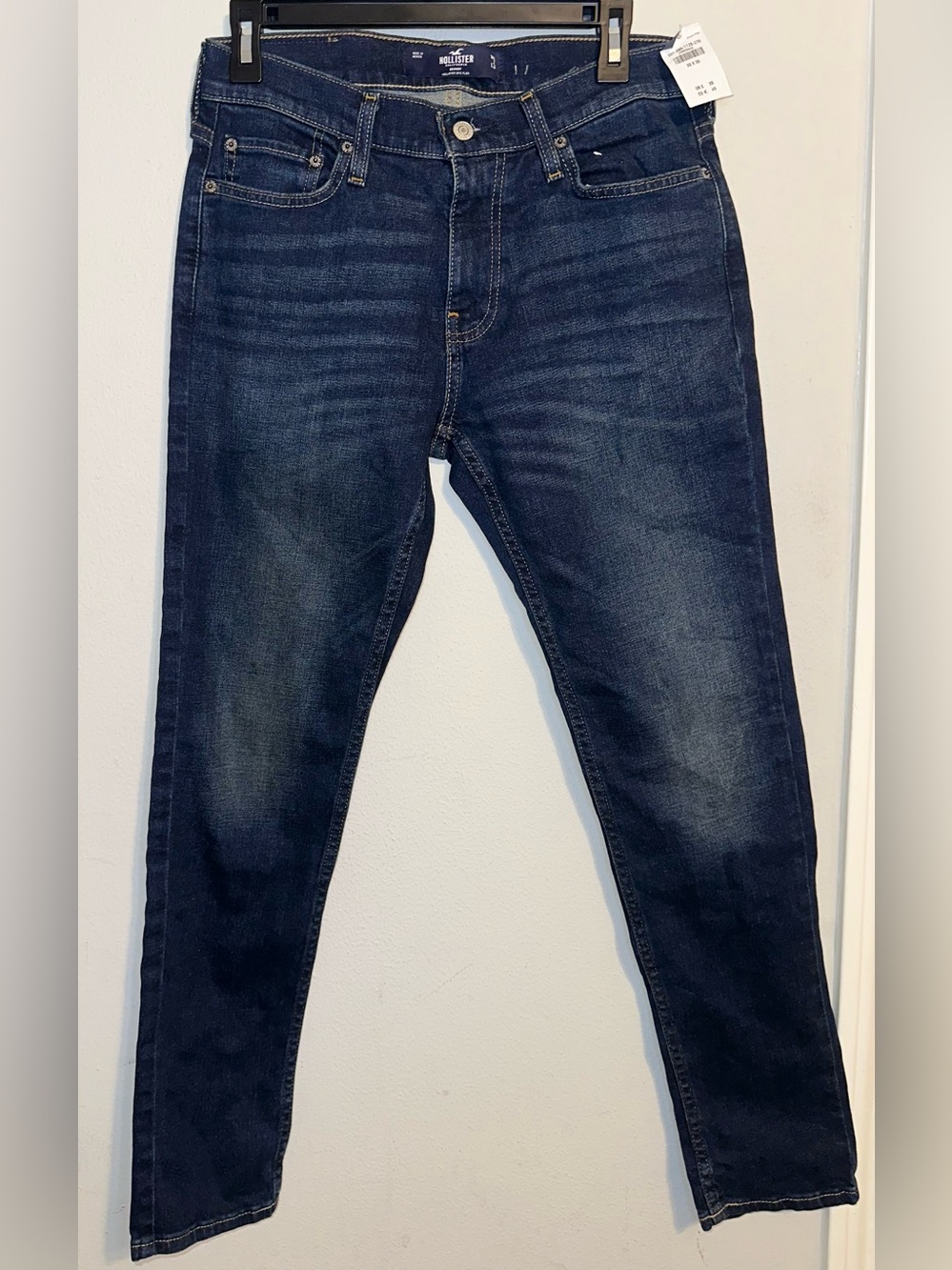 Hollister Dark Wash Jeans NWT